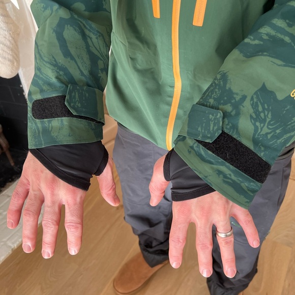 Men’s Armada 3L Gore-Tex Jacket - Picture 3 of 3